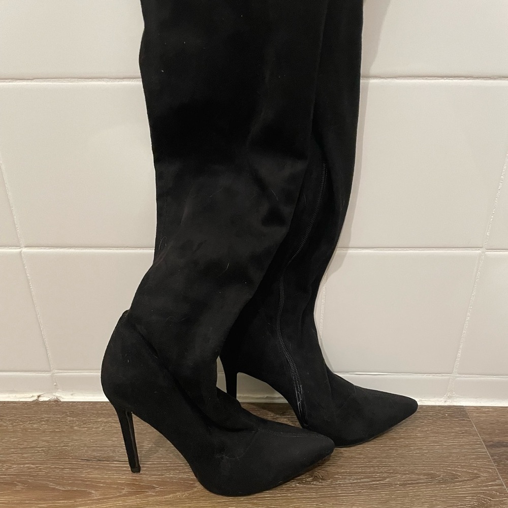 **SOLD**Fashion Nova Thigh High Boots